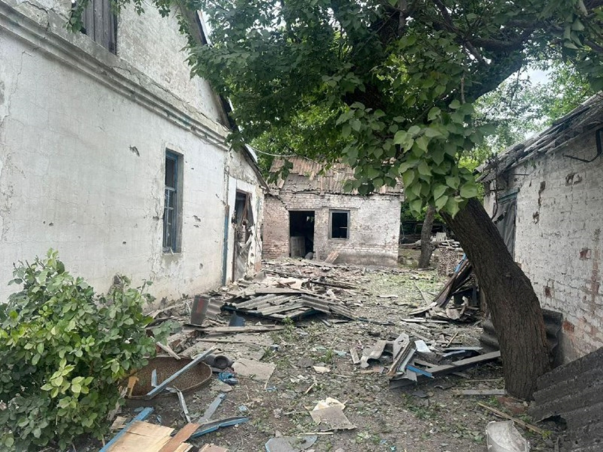 Армия России атаковала Донецкую область: 18 домов повреждены. Фото: глава Донецкой ОВА 
