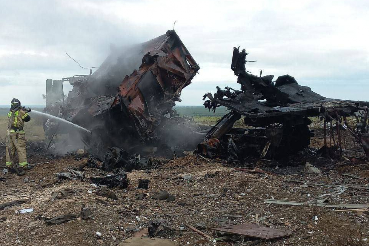 Последствия удара по аэродрому «Бельбек». Фото: соцсети