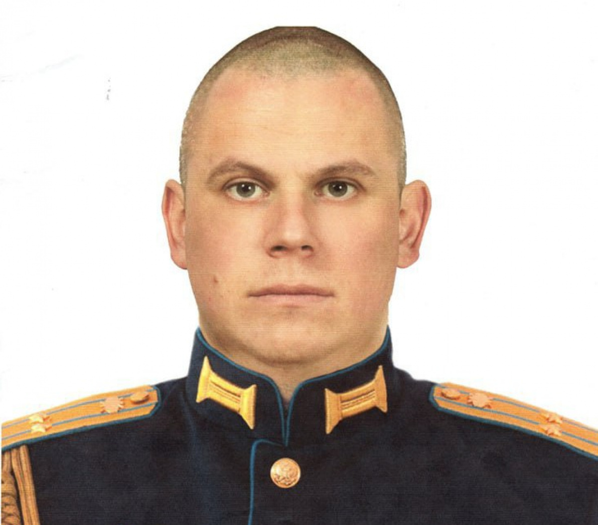 Погибшего во время ракетной атаки на Ай-Петри российского офицера Александра Кулакова похоронили в Алуште