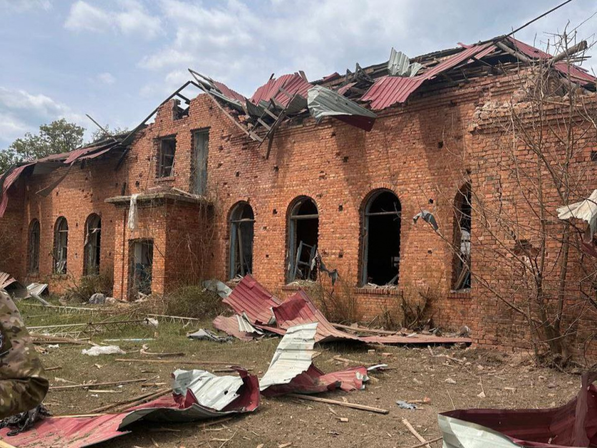Россия обстреляла Донецкую область «Градами» и авиабомбами: последствия