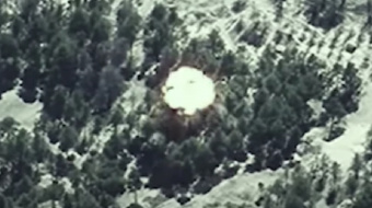 Удар HIMARS по скоплению россиян на юге Украины. Фото: кадр из видео