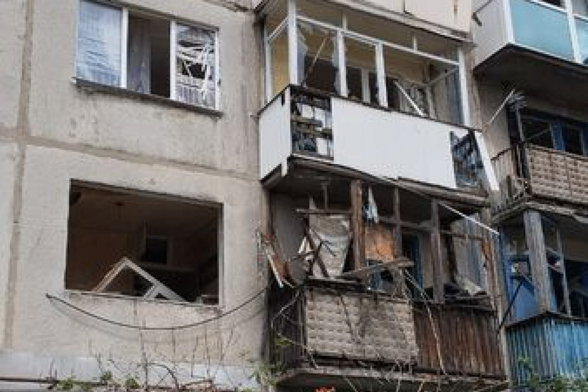 Россия скинула авиабомбу на жилой сектор в Донецкой области 
