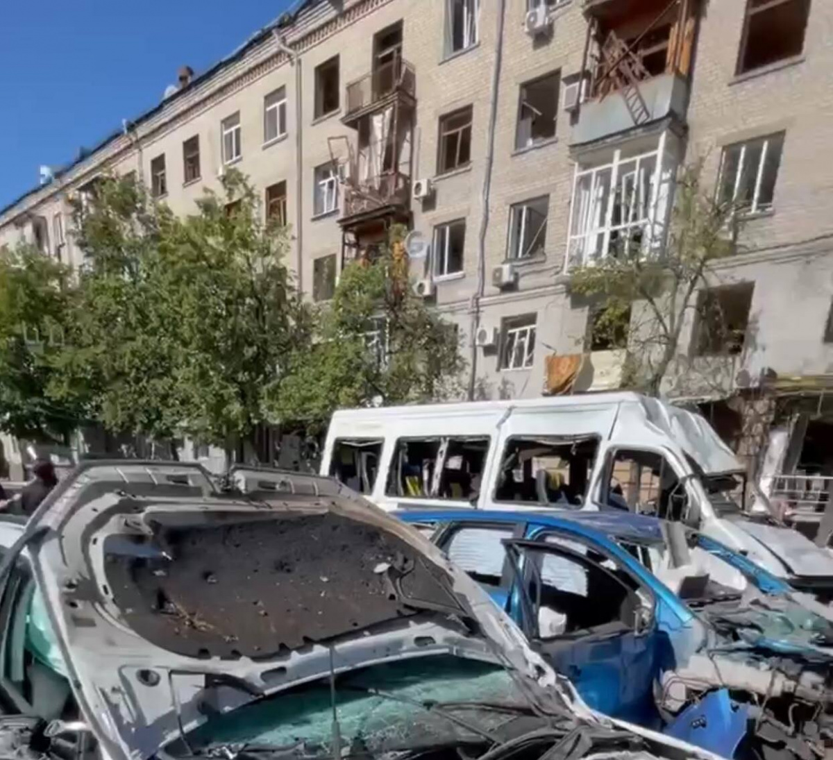 Россияне атаковали Харьков: Фото: кадр с видео 