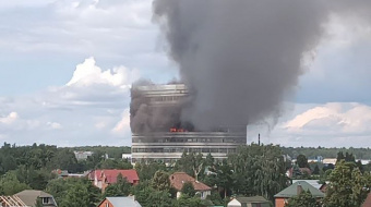 В России пожар охватил крупный НИИ. Фото: Baza