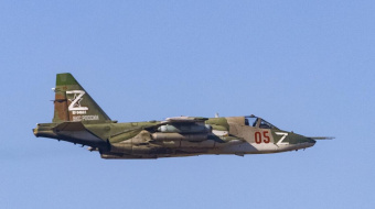 Бойцы Национальной гвардии Украины сбили сегодня в Донецкой области российский штурмовик Су-25. Фото: Слово и Дело