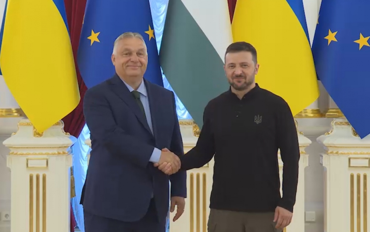 Премьер Венгрии впервые посетил Киев с 2012 года. Фото: кадр из видео