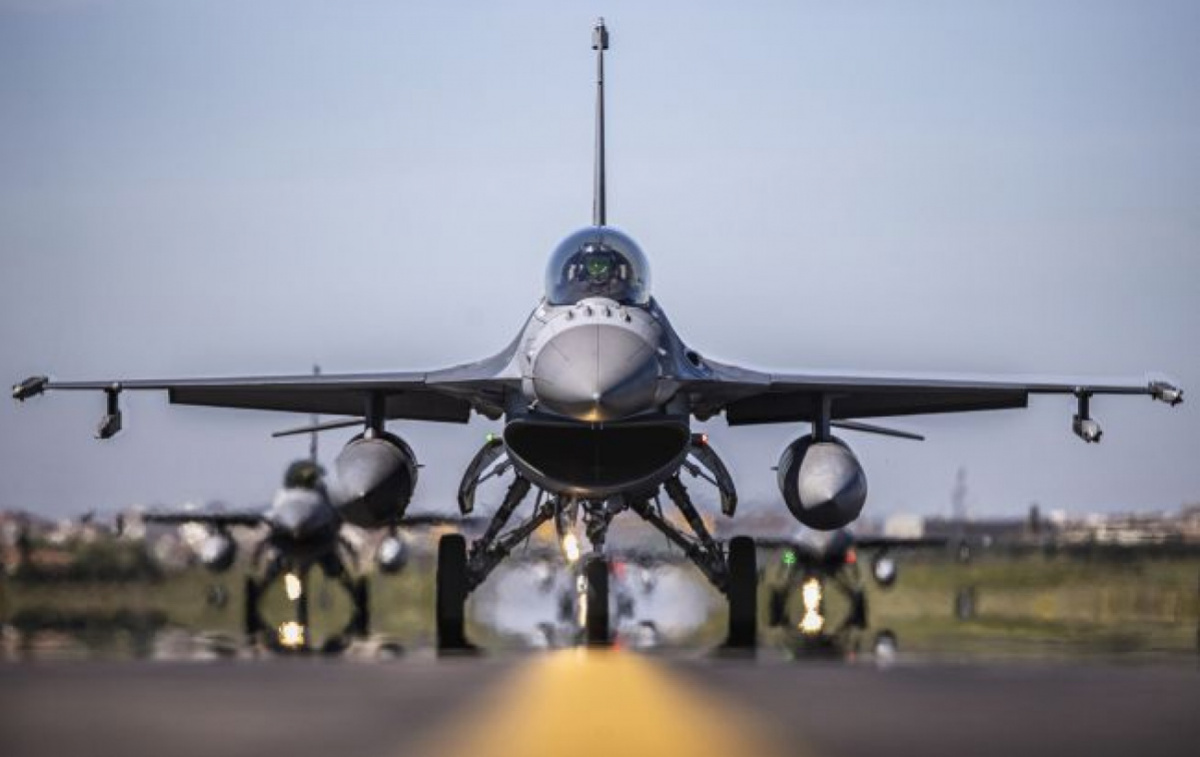 Американский истребитель F-16. Фото: Getty Images 