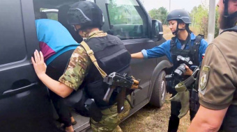 Порятунок людей у Донецькій області. Фото: кадр із відео