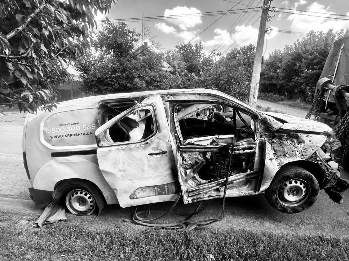 Под Краматорском дрон атаковал авто «Укрпочты»: погибла начальница отделения