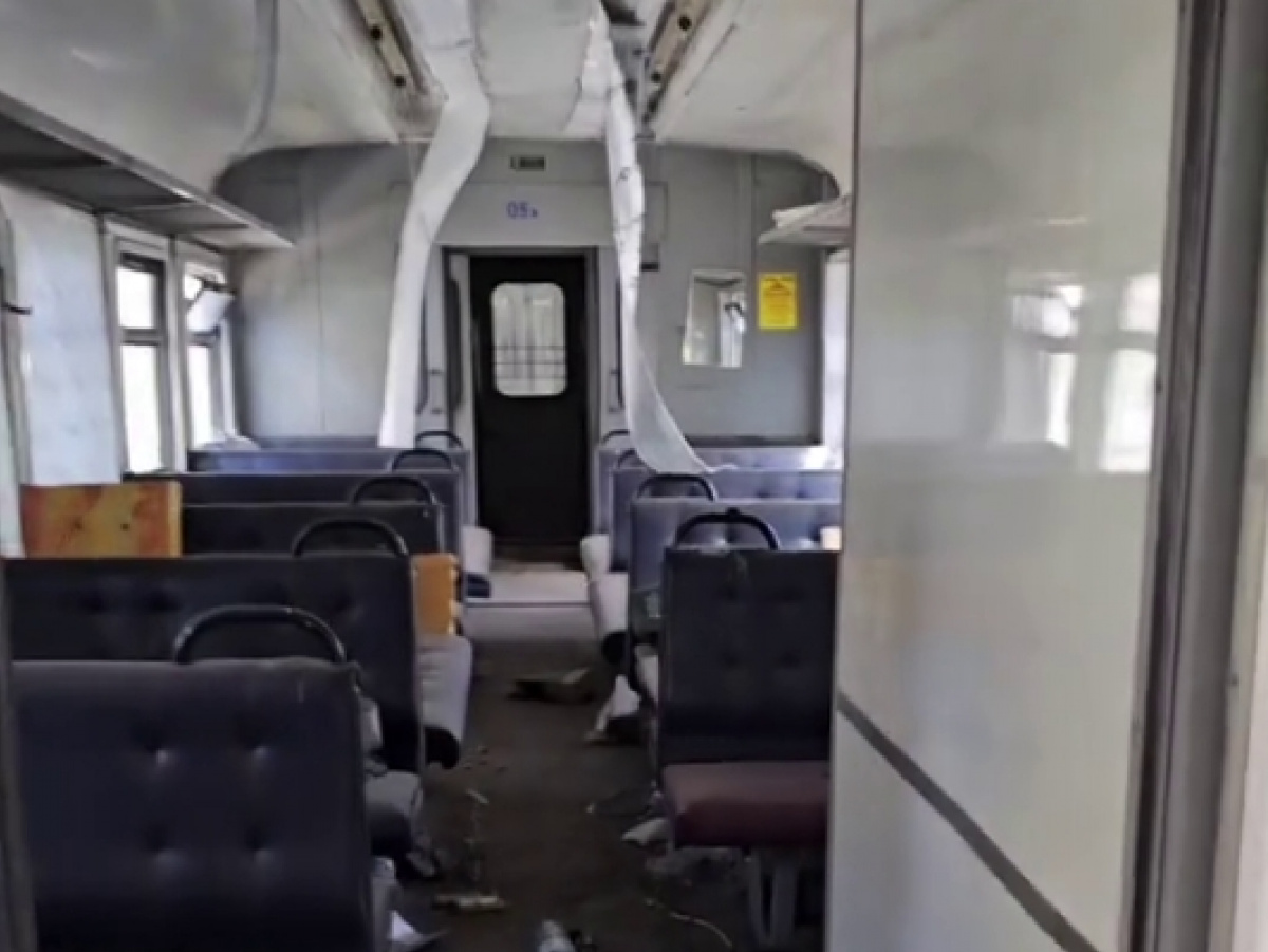 Один из поездов УЗ в оккупированной Ясиноватой. 