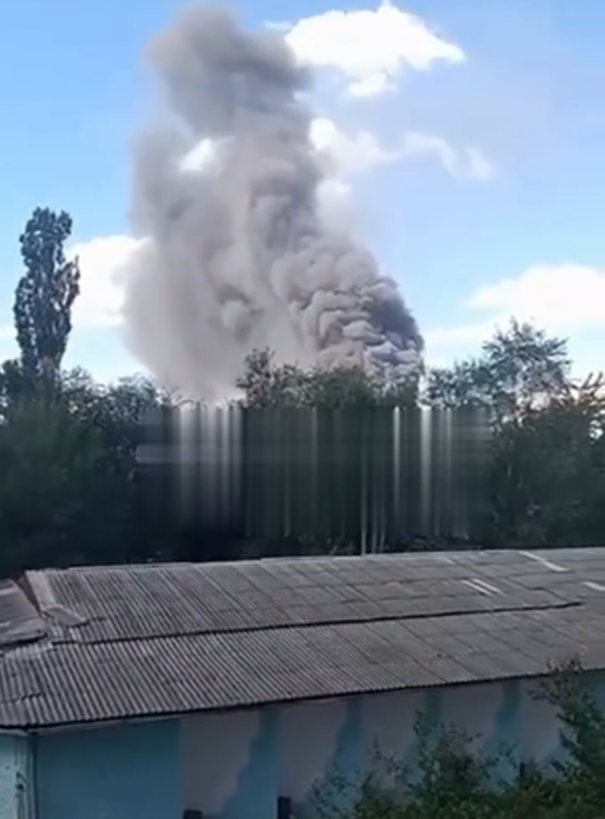 Потужна пожежа після вибуху у Сєвєрскодонецьку. Скріншот