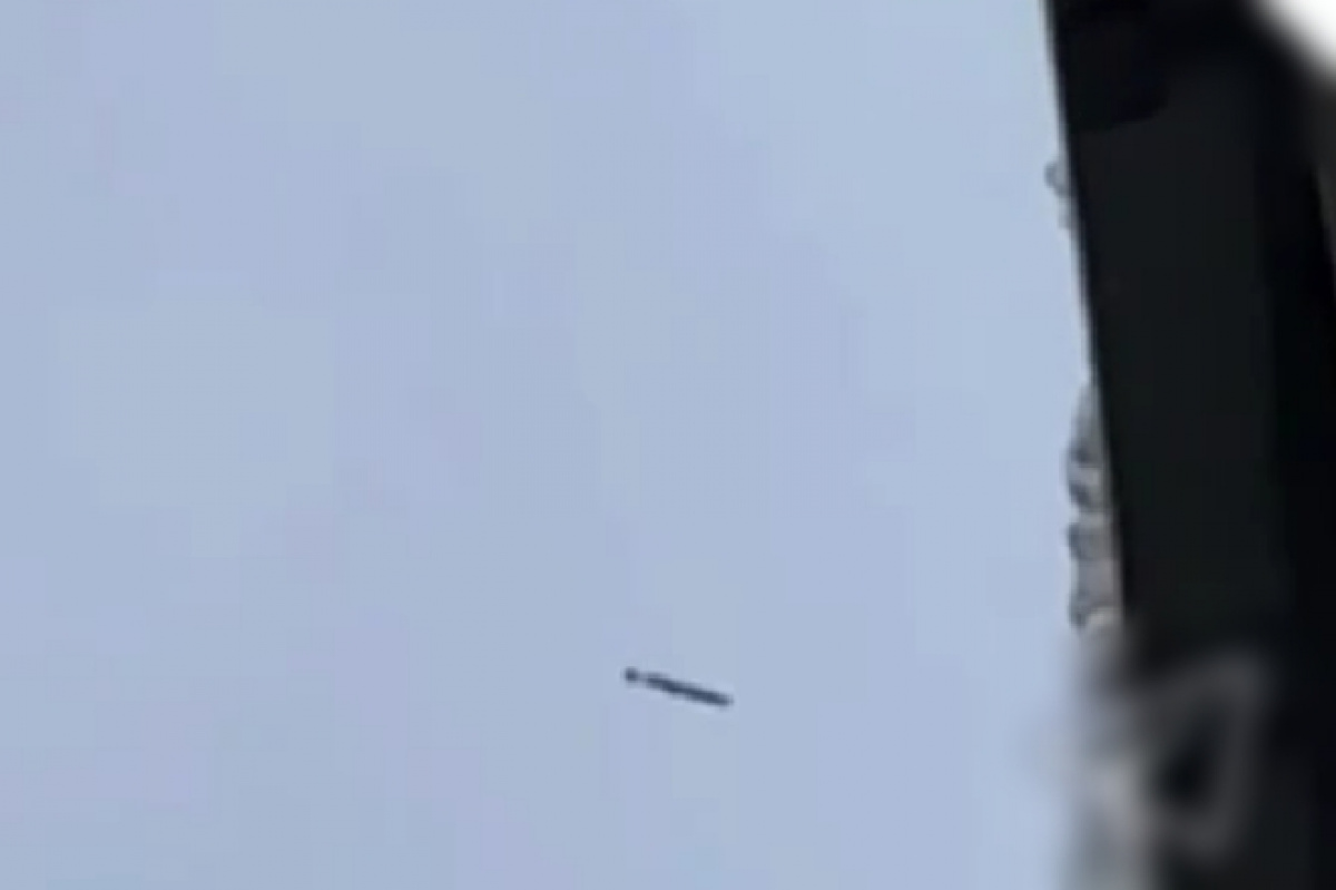 Момент пролета БПЛА в Харькове.