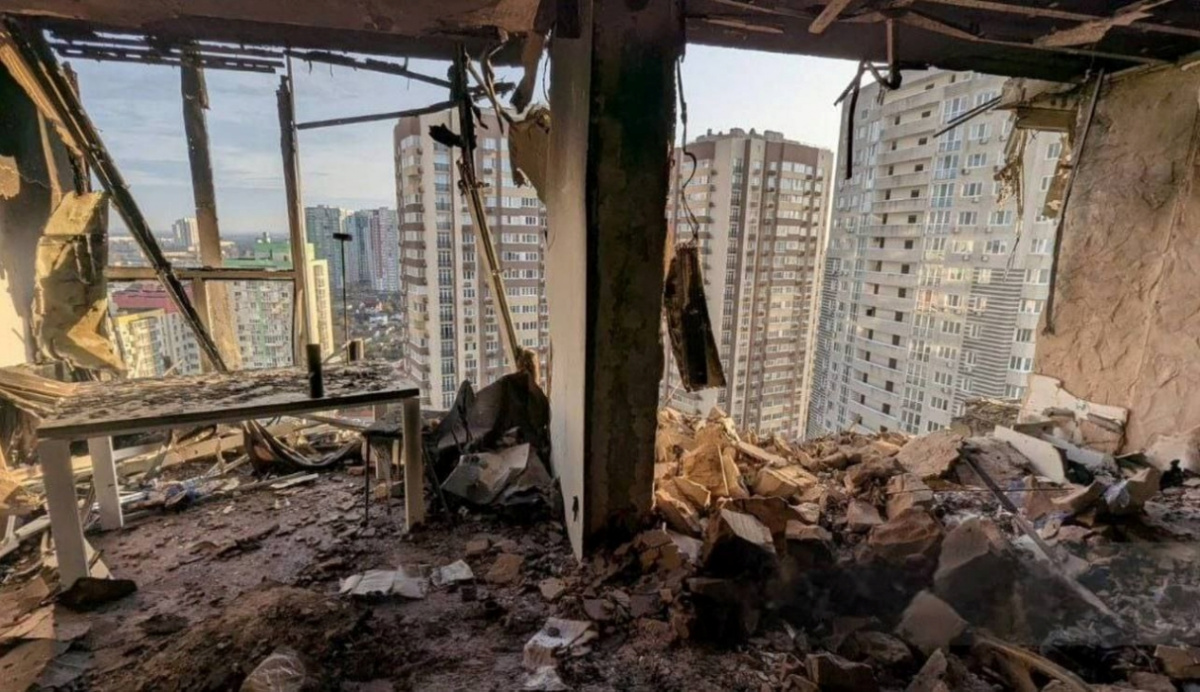 Последствия ударов по Киеву.