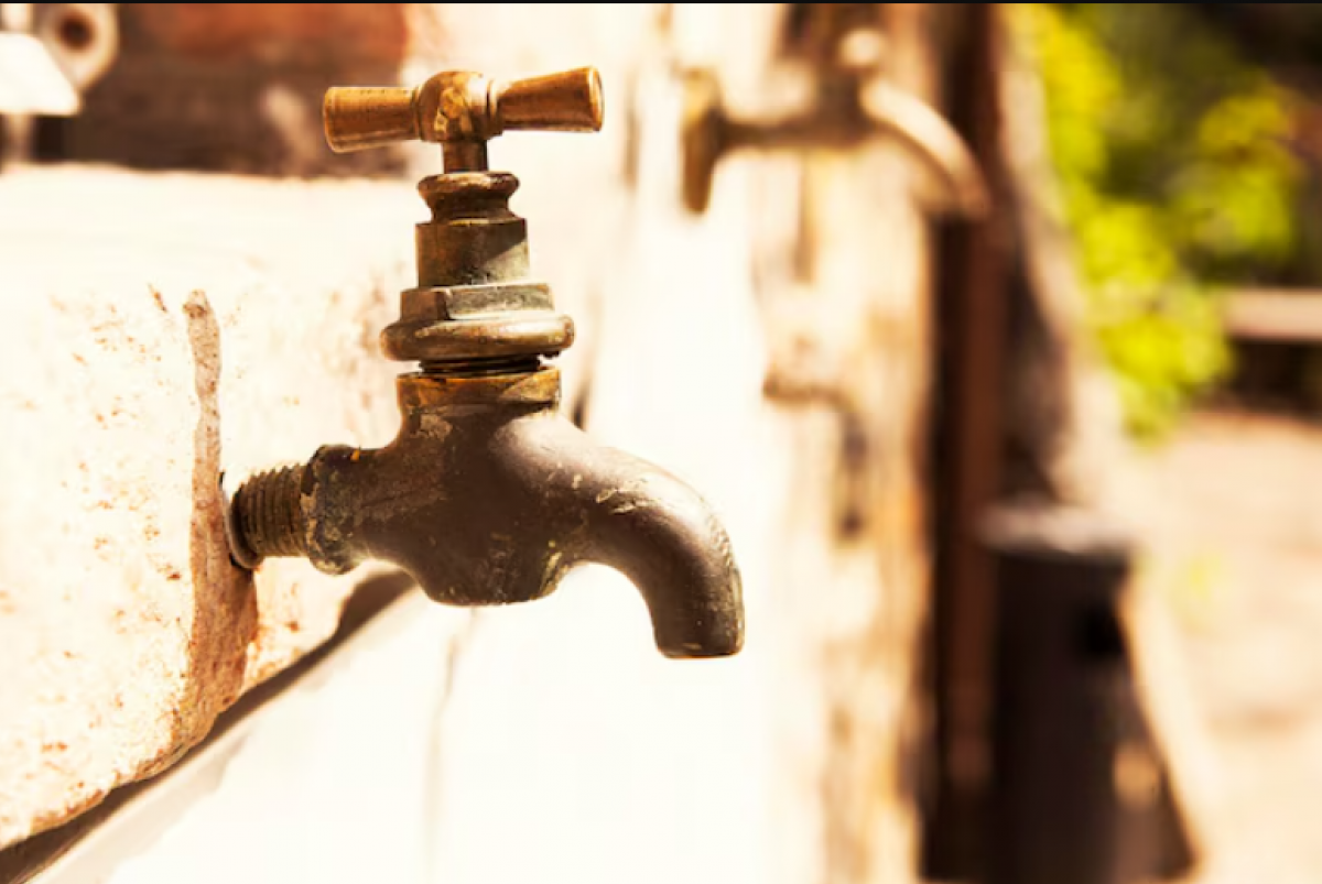 Насоси зупинилися: в окупованому Донецьку води немає навіть за графіком