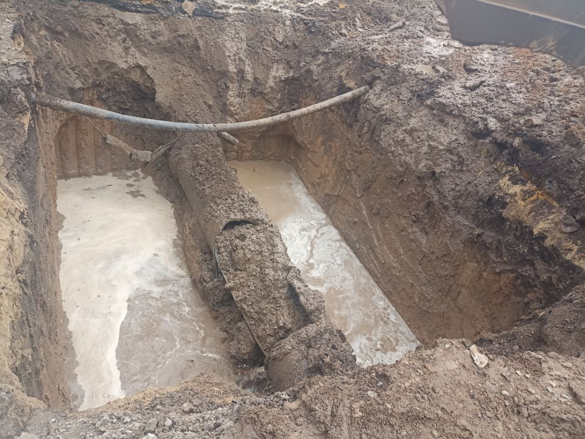 Аварія на водоводі в окупованій Луганській області. Фото: «Луганськвода»