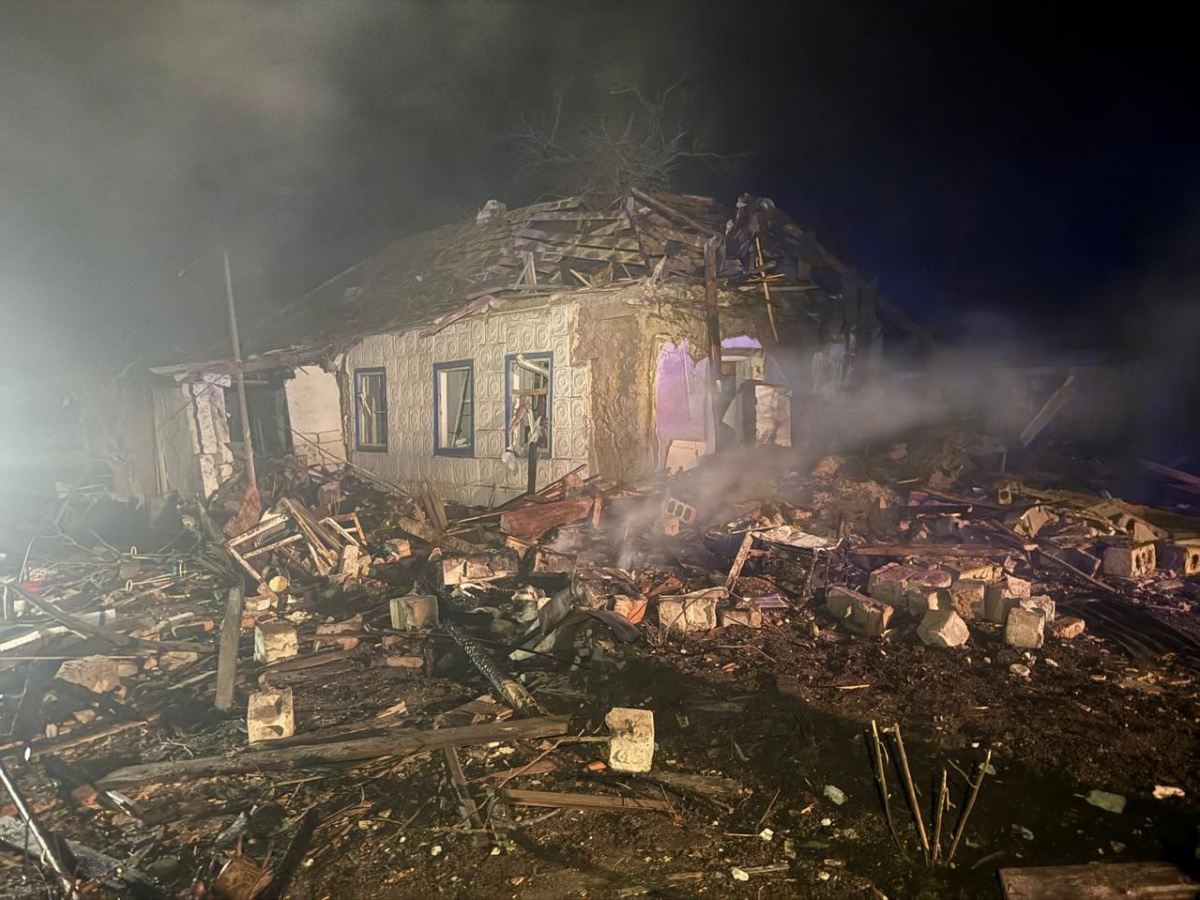 Последствия удара по Кривому Рогу. Фото: Днепропетровская ОВА