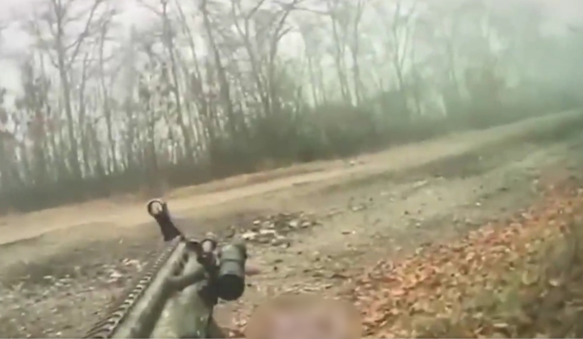 Покровський напрямок: розвідники 92-ї ОШБр під час зачистки посадки раптово вступають у контакт з групою противника і повністю її знищують. У підсумку мінус чотири росіянина.