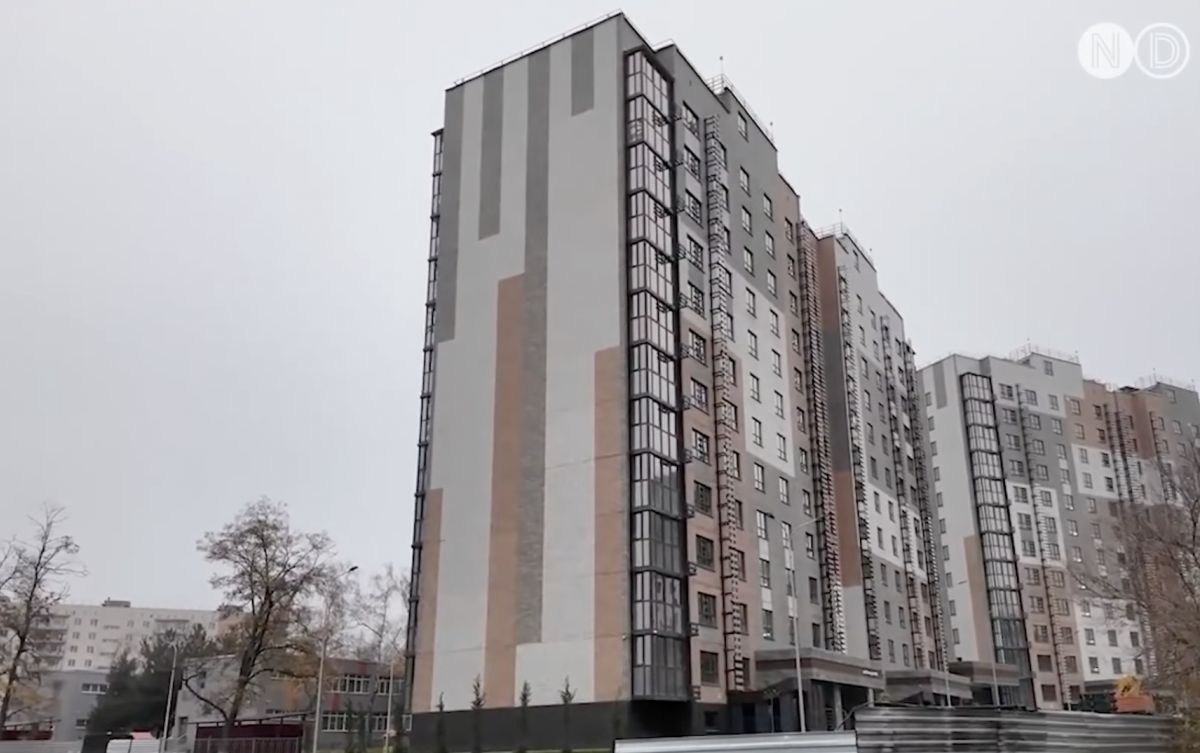 «Компенсаційна» бездомність: що відбувається з житлом в окупованому Маріуполі