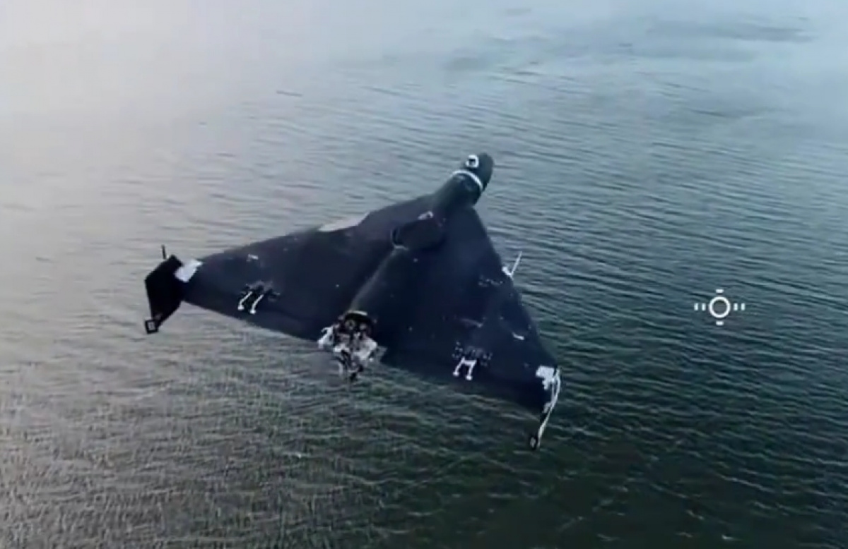 Кадр с перехватчика на летящий «Шахед».