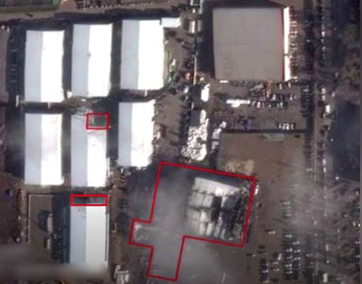 Уражена ділянка заводу.