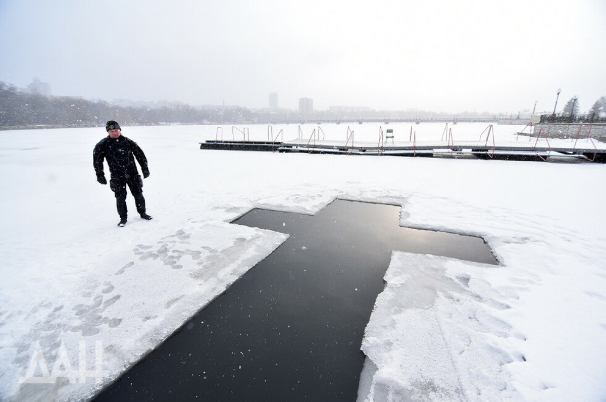 Крещенские купания отменены в оккупированных Донецке и Макеевке