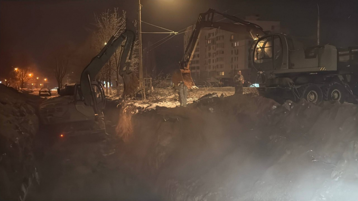 Місце скидання російської авіабомби у Бєлгороді. Фото: ASTRA