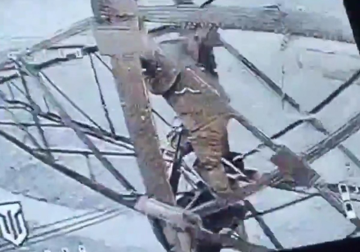 ВС РФ потеряли Starlink и тянут Wi-Fi-связь по ЛЭП.