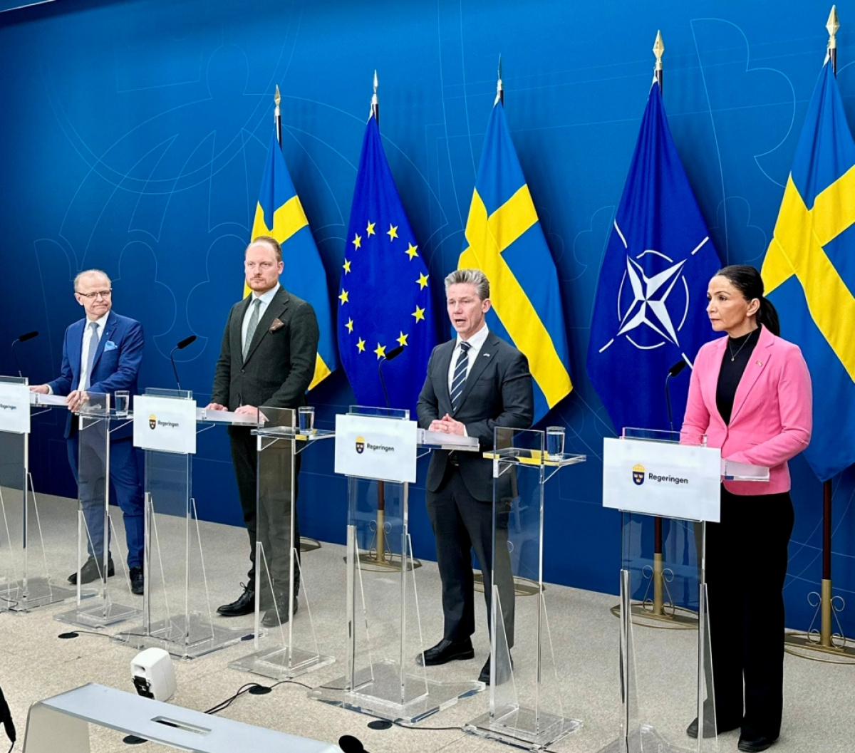 Министр обороны Швеции Пол Йонсон.