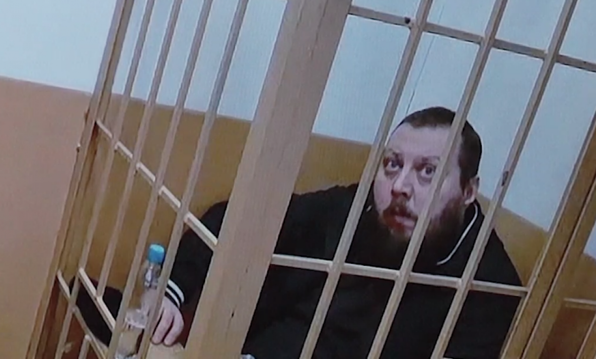 Фальшивий військовий пограбував та зґвалтував жінку. Фото: скриншот 