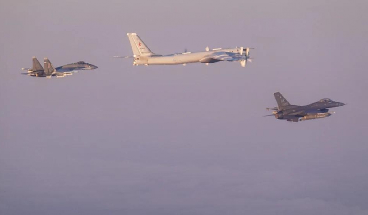 Самолеты ВКС РФ.