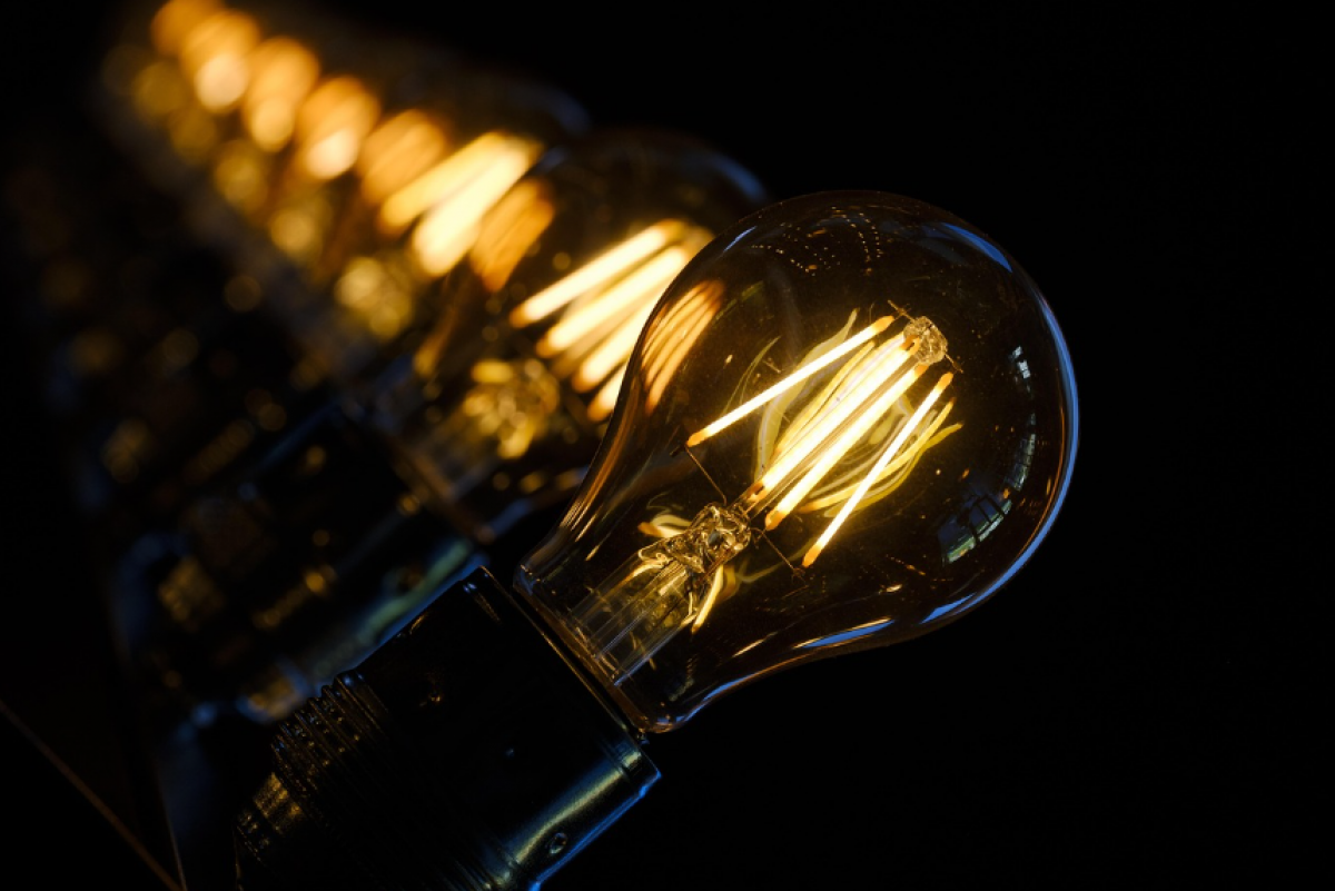 Графики почасовых отключений света будут действовать