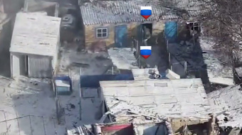 Окупанти РФ намагалися сховатися у будинках під час українського прориву. 