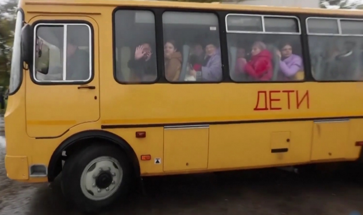 Часть украинских детей после депортации разместили в 21 регионе РФ.