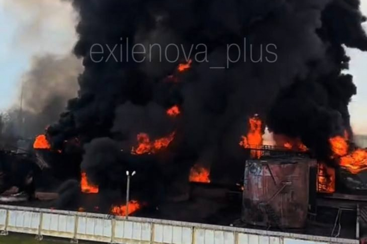 Последствия атаки на нефтебазу в Лабинске. Фото: Exilenova+