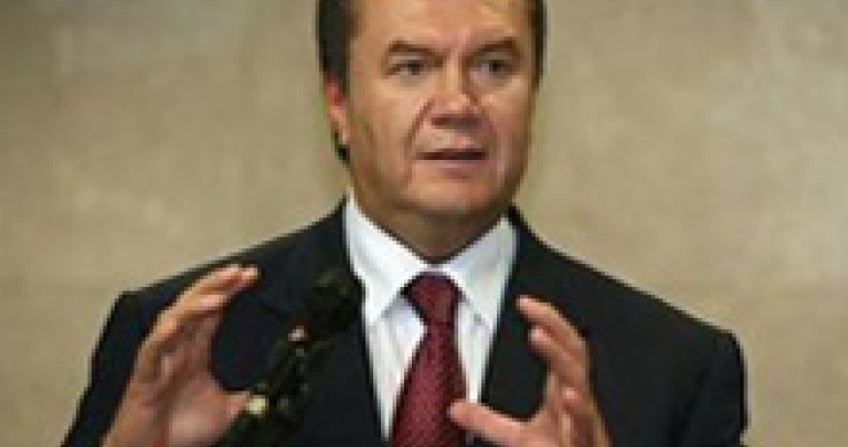 Януковича погубят прожекты