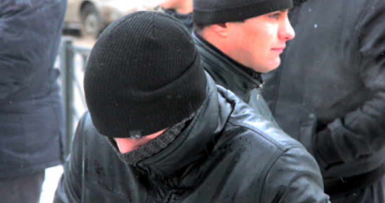 Лица сторонников Януковича в Донецке - фотоподборка