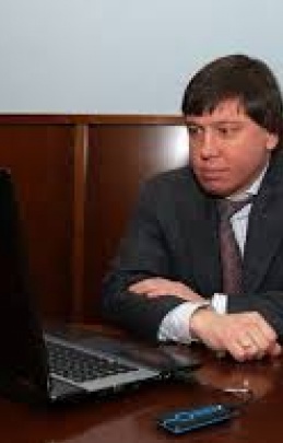 В Донецке в режиме секретности представят нового начальника налоговой. Старый стал советником