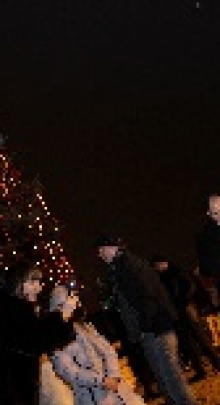 В ЖК Евроград засияла новогодняя елка