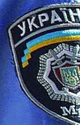 Донецкая милиция несет службу под ОГА и не уйдет до полного освобождения здания