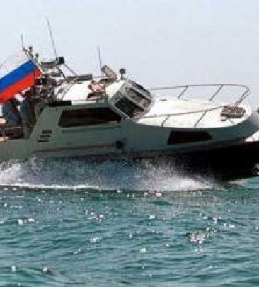 Российские пограничники умышленно давили украинских рыбаков - видео столкновения