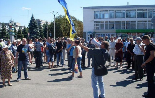 Шахтеров Луганщины, которые вышли на акцию протеста, поддержали в Киеве