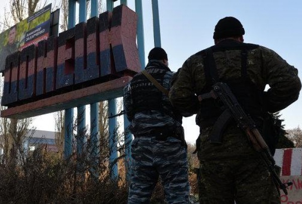 Боевики в Донецке ищут диверсантов