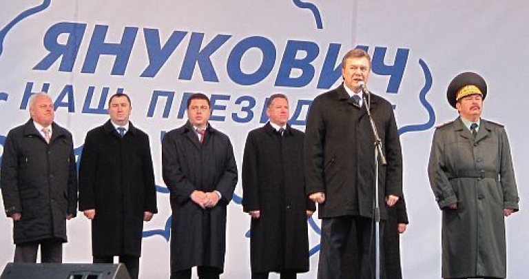 Парламентские выборы 2012: «Регионалы» оккупируют Донецк
