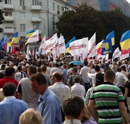 В Донецкой области организовали «ДТП», чтобы не пустить людей на акцию «Вставай, Украина!»?