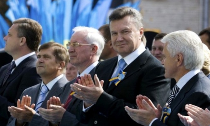 У дончан требуют 3–5 тыс. грн. за место рядом с Януковичем (аудио)