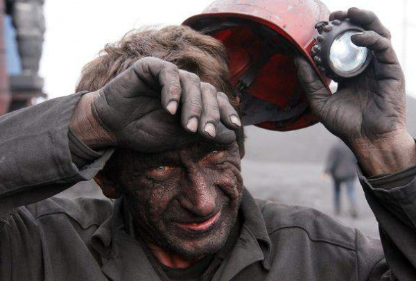 В оккупированной Макеевке шахтеров уволили за протест против задержки зарплаты