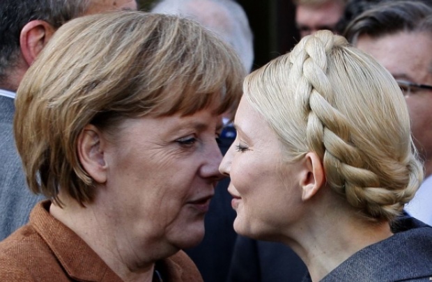 Тимошенко и Меркель обсудили эскалацию конфликта в Крыму со стороны России