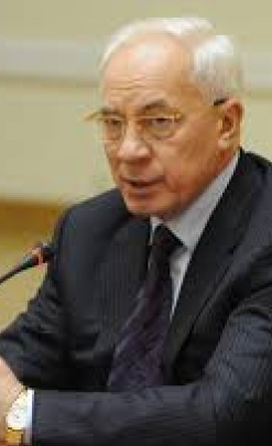 Азаров пообещал передать проект бюджета-2014 в Раду после консультаций с МВФ