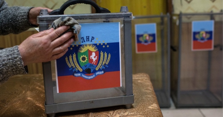 В Луганске готовятся к выборам: собирают персональные данные жителей