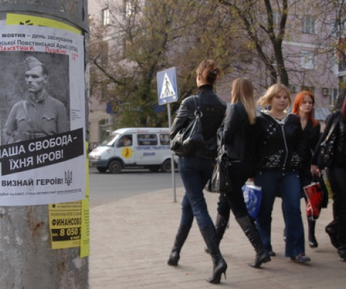 Предвыборные манипуляции стартуют из Донецка? Смотрите видео-сюжет